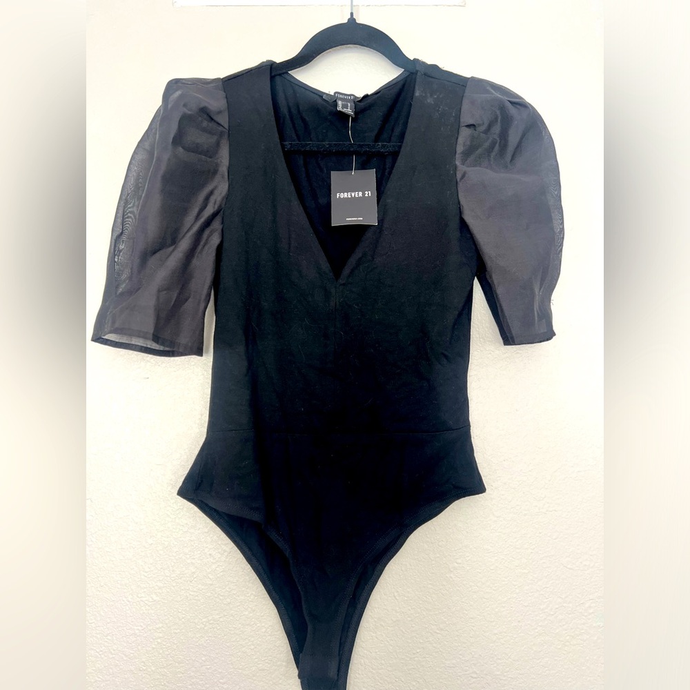 Cute puffy sleeve bodysuit